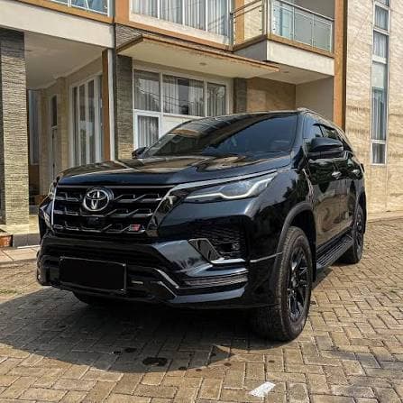 Fortuner GR — photo 2