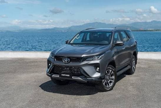 Fortuner GR — photo 3